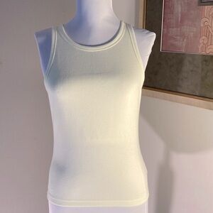 NWT Old Navy High Neck Women's Pastel Yellow Tank Top Size Medium
